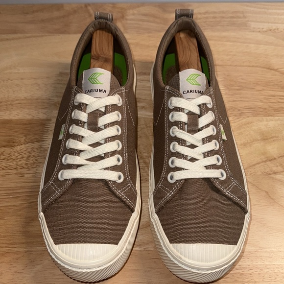 Cariuma OCA low top canvas sneakers - Picture 2 of 6